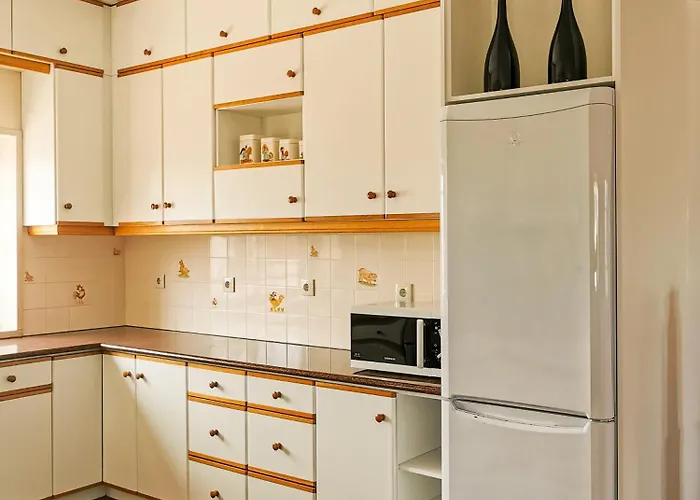 Casa Do Limoeiro פראייה דה לורינייה