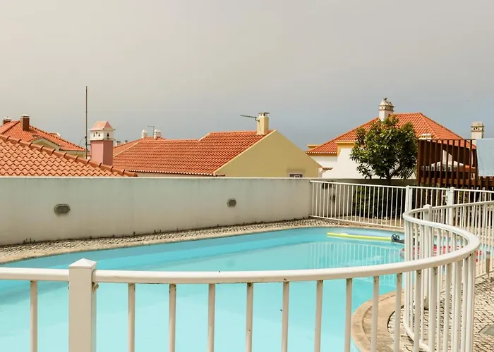 Casa Do Limoeiro Praia da Lourinhã